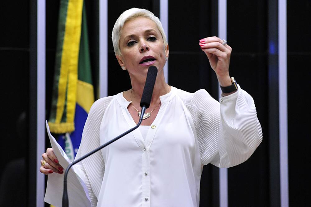 Planalto cancela posse de ministra do trabalho