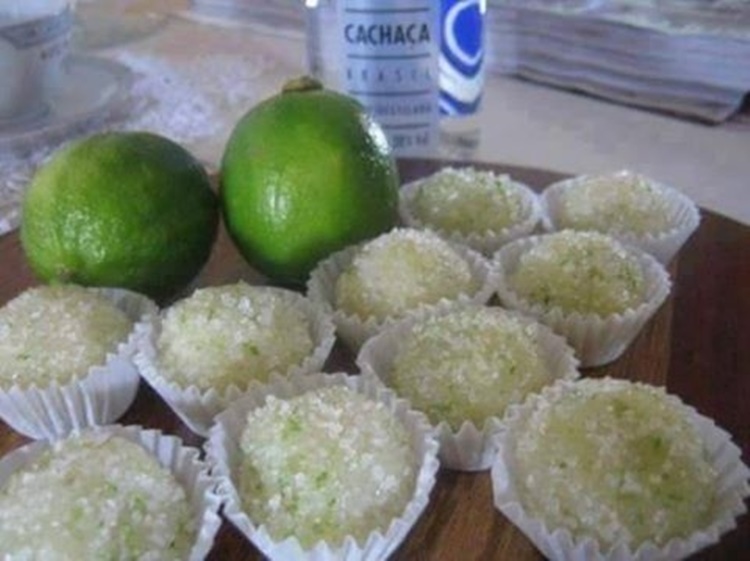 SEXTOU EM CASA: Com cachaça e suco de limão faça um brigadeiro de caipirinha