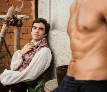 Religiosos e artistas entram em guerra com sexo gay em novela