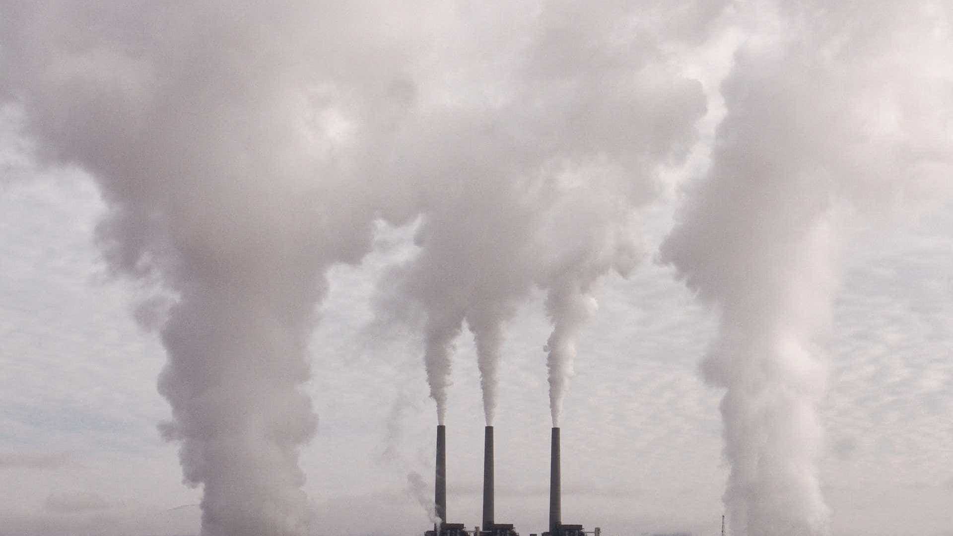 Explosão em planta química na República Tcheca deixa 6 mortos