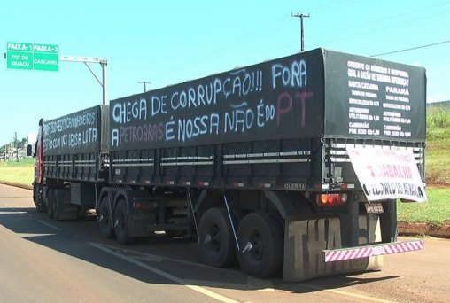 GREVE - Caminhoneiros iniciam paralisação em diversas cidades do país