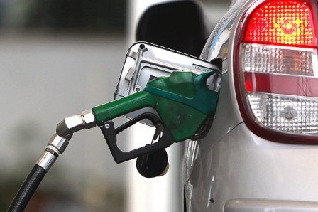 Petrobras aumenta o preço da gasolina em 6% e o do diesel em 4%