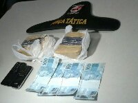 PM prende suspeitos de tráfico com mais 1 kg de cocaína
