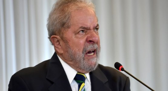 LAVA JATO - Força-tarefa denuncia Lula por corrupção e lavagem de dinheiro