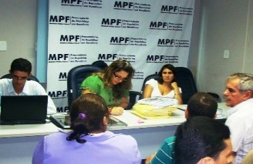 PONTE BRASIL-BOLÍVIA - Representantes de Guajará-Mirim participam de reunião no MPF para ter ciência do empreendimento