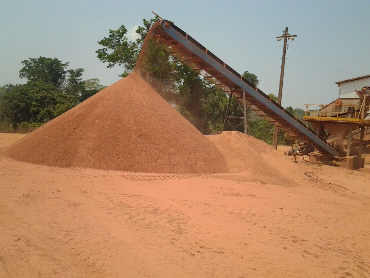 PRODUTOR RURAL: Programas Mais Calcário e Pró-Leite fortalecem o setor produtivo em Rondônia