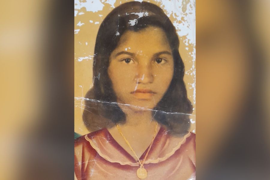 RETRATO DE MULHER: 'Entre o hoje e o passado: O que eu deveria ter feito,'  por Rebeca Monteiro