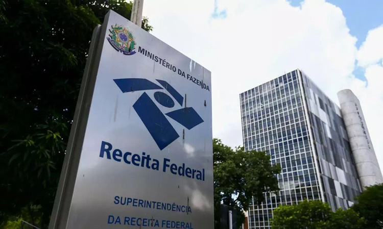 CONSULTA: Receita abre na segunda-feira quarto lote de restituição de IR