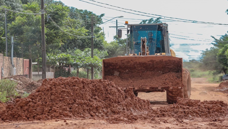 INFRAESTRUTURA: Equipes da Prefeitura atuam na recuperação de vias na capital