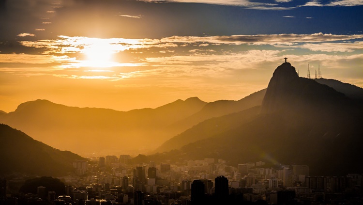 PARADEIRA: Rio de Janeiro terá mega feriado para conter avanço da Covid-19