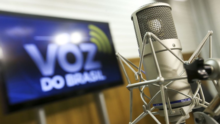 RÁDIO: Programa Voz do Brasil voltará a ter horário fixo, decide STF