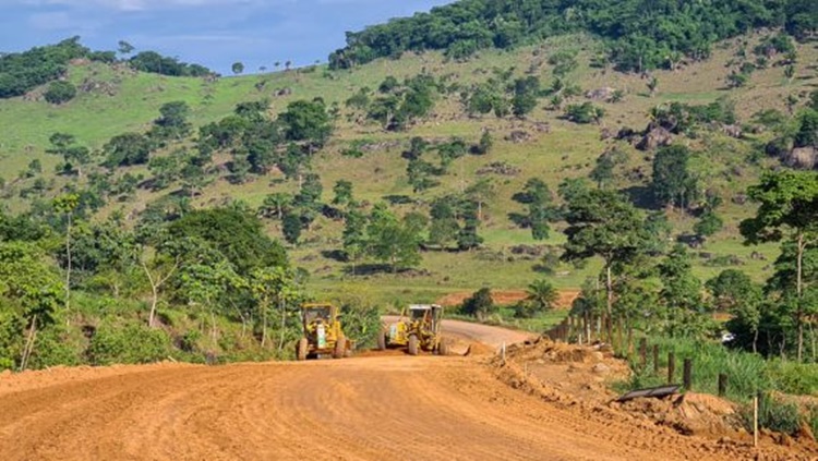 GESTÃO NA ESTRADA: Governo trabalha por soluções definitivas na RO-464 