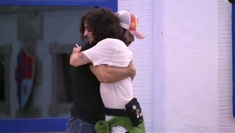 BBB21: Rodolffo chora e se desculpa com Fiuk por piadas: 'Sou muito chucro'