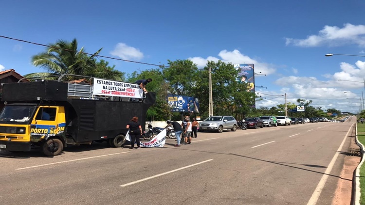 CARREATA: Empresários fazem manifestação pedindo a flexibilização das atividades na capital