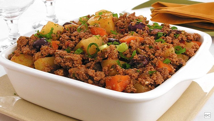 SABOROSA: Carne moída com legumes é uma excelente opção para o almoço