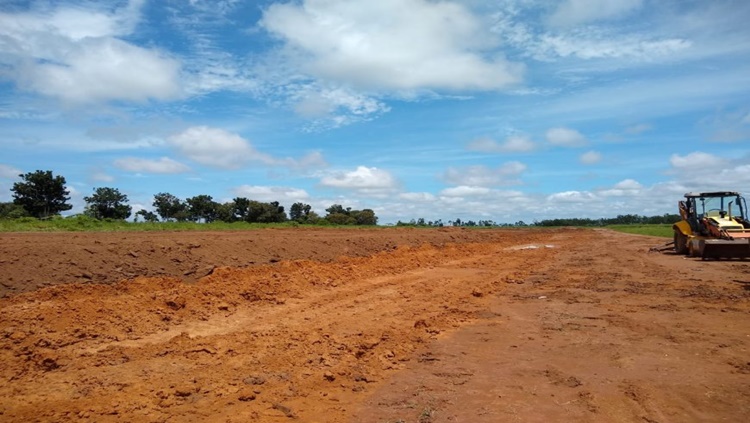 CACOAL: Aeroporto Capital do Café recebe terraplanagem e obras avançam 