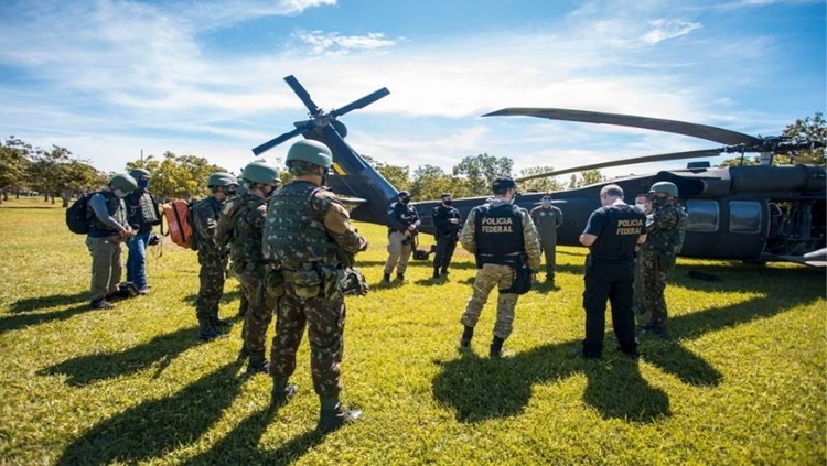 DESMATAMENTO: Governo anuncia retirada de militares da Amazônia e fim da operação Verde Brasil