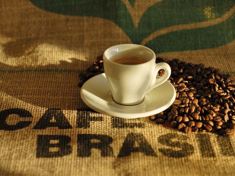 DADOS: Cafés do Brasil exportam 19,6 milhões de sacas no primeiro semestre de 2020