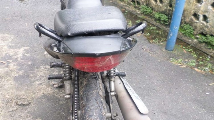 NA CAPITAL: Homem pede ajuda para localizar placa perdida de motocicleta 