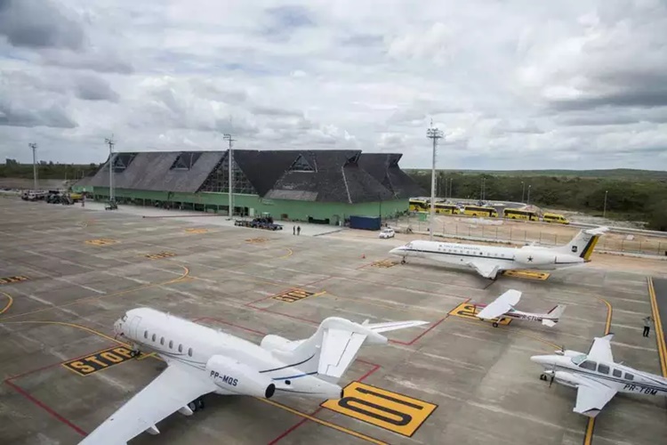 PANDEMIA: Companhias Aéreas no Brasil devem perder US$ 10,83 bi em 2020 