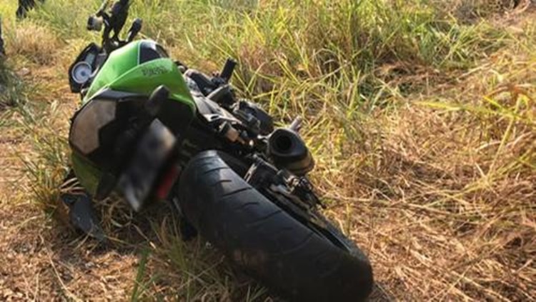 ALTA POTÊNCIA: Jovem morre e namorada fica ferida após acidente de Kawasaki Z 750