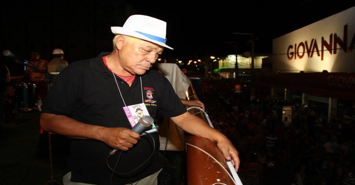 FALECIMENTO: Banda do Vai Quem Quer emite nota de pesar pela morte de Silvio Santos