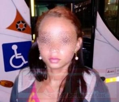 Mulher é presa com drogas em ônibus interestadual 