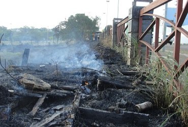 Vândalos ateiam fogo em área da Madeira Mamoré