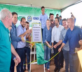 Laerte Gomes participa de inaugurações de obras em São Francisco do Guaporé