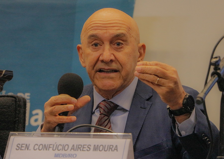 CONGRESSO: Senador Confúcio Moura diz que esforço concentrado é necessário