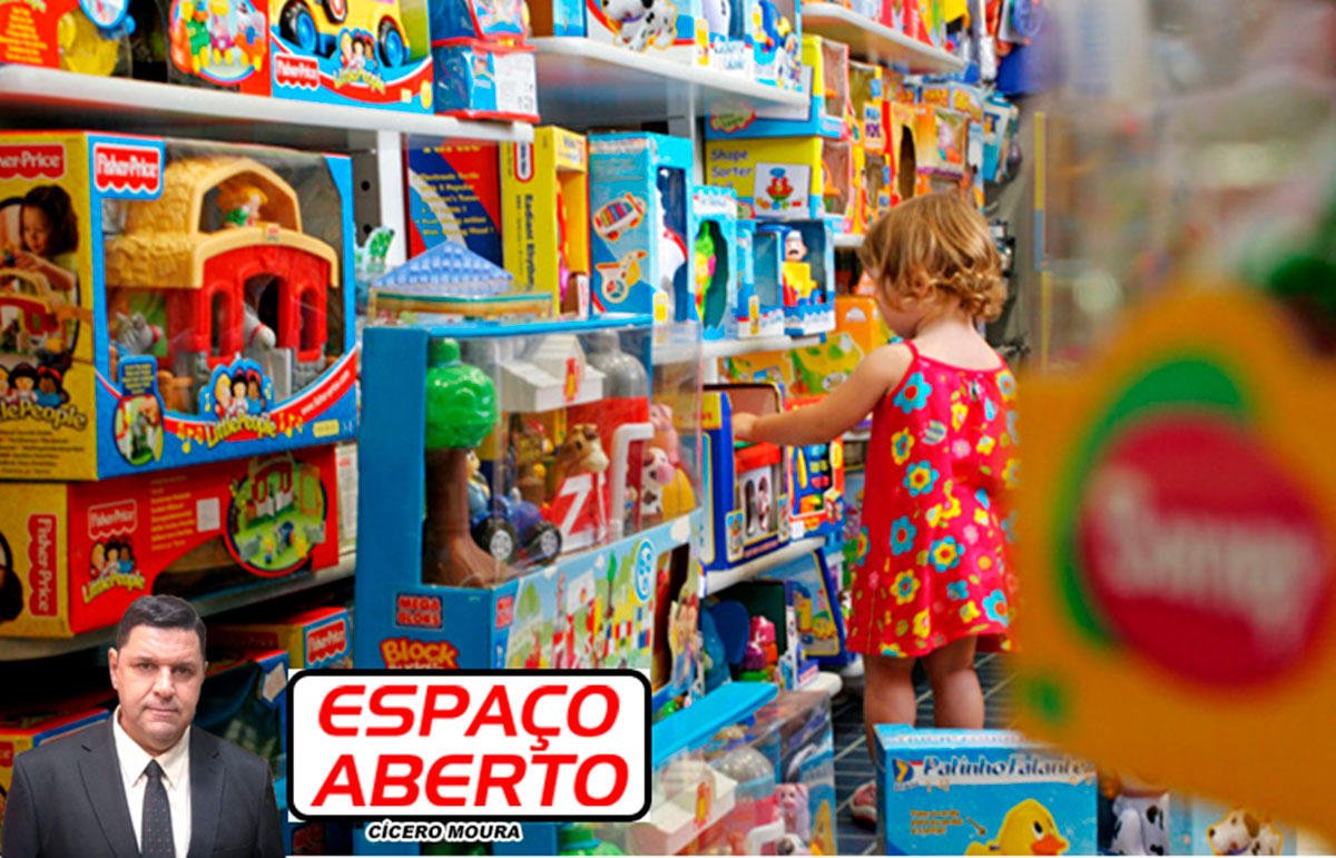 ESPAÇO ABERTO: Muito atenção na hora de comprar o presente para as crianças