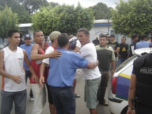 Vigilantes da Condor fazem manifestação em Frente a Assembléia