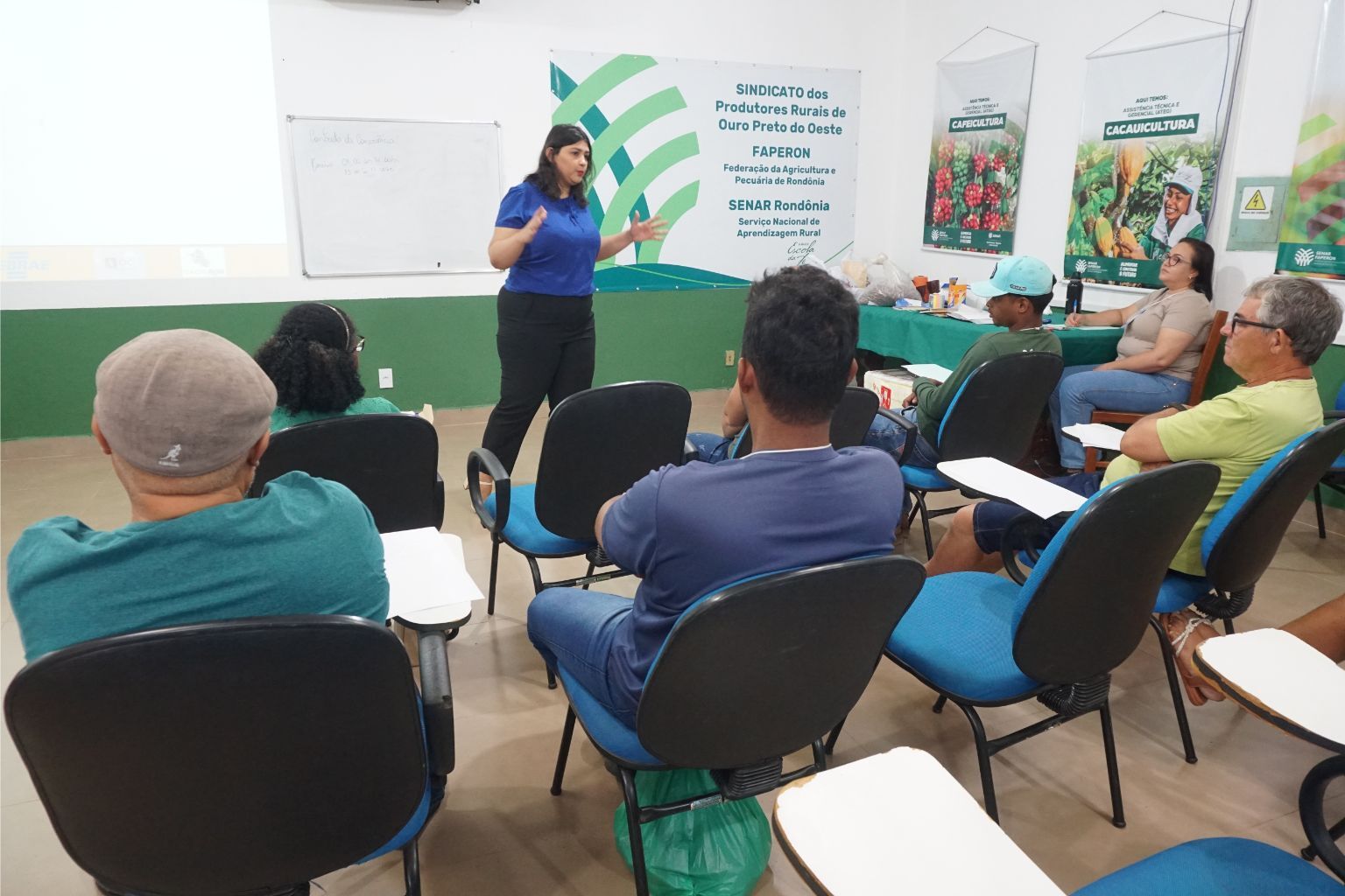 AÇÃO: Sebrae em Rondônia capacita produtores de cacau em Ouro Preto do Oeste