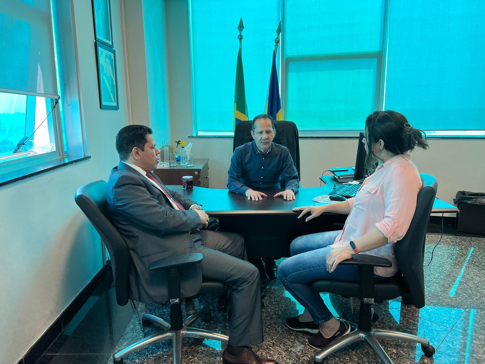 CATEGORIA: Jair Montes e sargento Cristina se reúnem com secretário executivo do governo