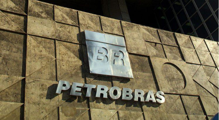 ECONOMIA: Petrobras reduz pelo 2º dia seguido preço da gasolina nas refinarias