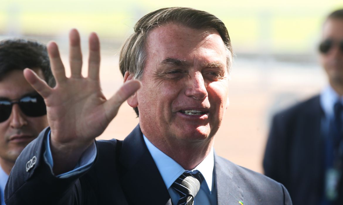 ESTRADAS: Bolsonaro destaca trabalho de recuperação de rodovias no carnaval