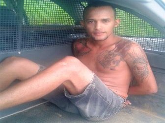 Polícia prende homem que matou adolescente a pauladas
