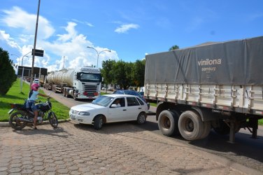 Semáforos da BR-364 vêm causando transtornos a motoristas