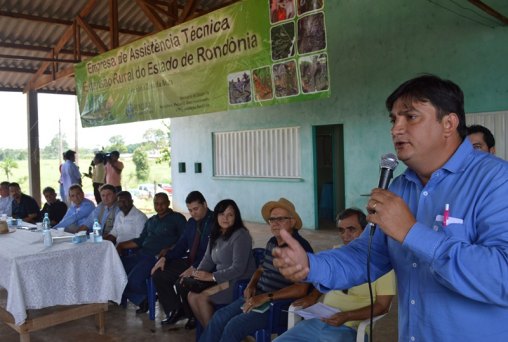  Cleiton Roque destaca aprovação de R$ 20 milhões para investimento na agricultura