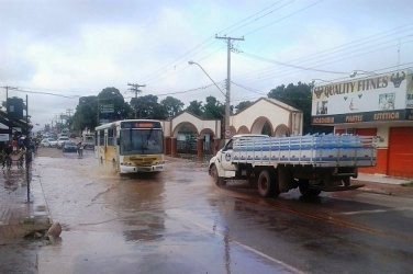 ACREAOVIVO -  CHEIA - Rio Acre registra quase 17 metros