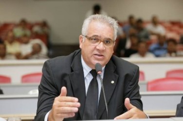 Deputado propõe alteração em leis para beneficiar militares da reserva