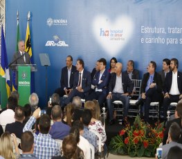 Maurão presencia inauguração do Hospital de Câncer da Amazônia