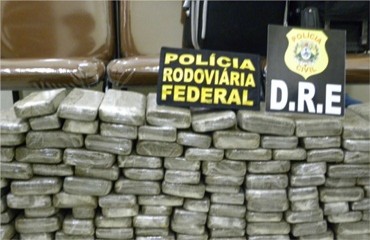 PRF e PC apreende quase 100 kg de maconha na divisa de Acre e Rondônia