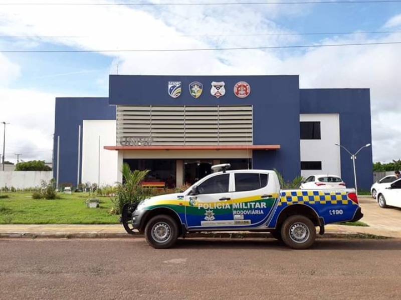 DENÚNCIA ANÔNIMA: Polícia fecha boca de fumo e oito pessoas são levadas à Unisp