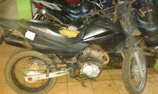 Militares do 6º Bis localizam moto abandonada