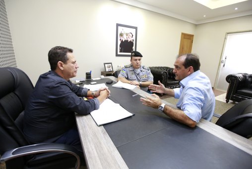 Novo comandante geral da PM visita presidente Maurão de Carvalho 