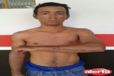 Jovem se entrega e confessa o crime após ter fotos divulgadas