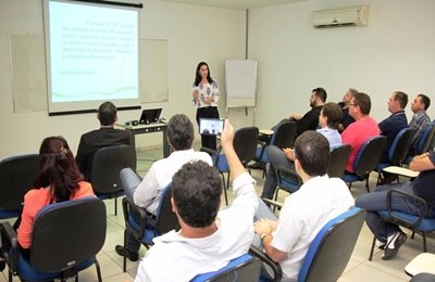 Sebrae e Fiero investem nas pequenas indústrias