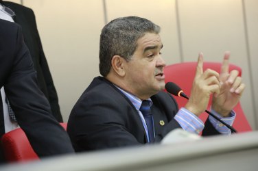 Aélcio da TV pede departamento metropolitano ao DER 