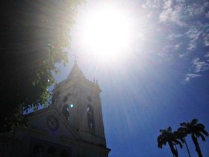 TEMPO – Sol muito forte e sem previsão de chuva na quarta-feira